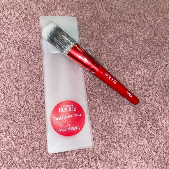 Sephora Rouge 2018 Edition Brush - Picture 4 of 5